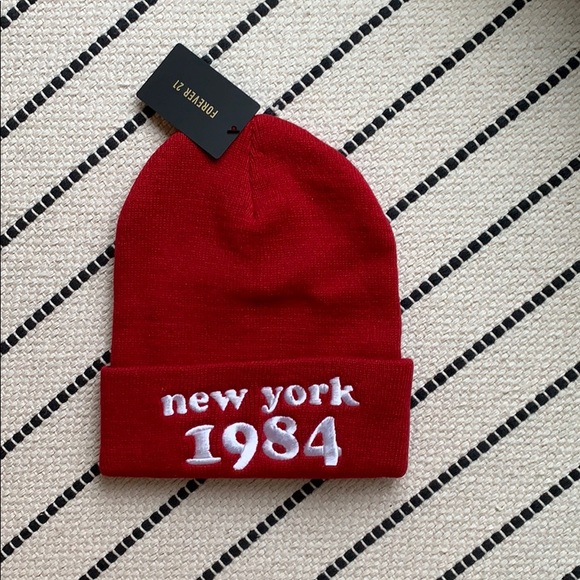 Forever 21 Accessories - FOREVER 21 Beanie